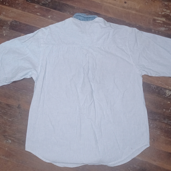 Solutions Original Adult Medium Short Sleeve Button Down Farm Animals Barn Cows - Picture 8 of 8